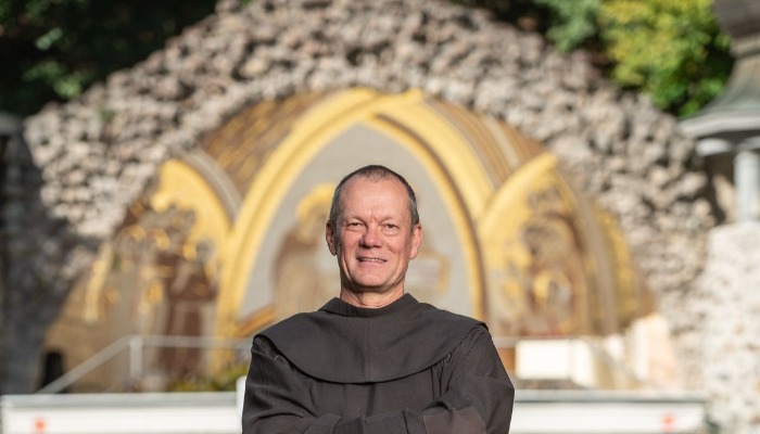 A hitnek és az imádságnak nyoma marad a tájban