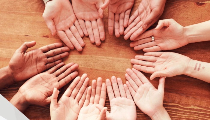 Egyedül, de nem magányosan 2024